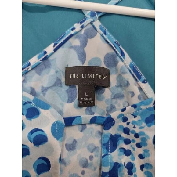 The Limited Keyhole Blue Summery Top - Picture 7 of 9